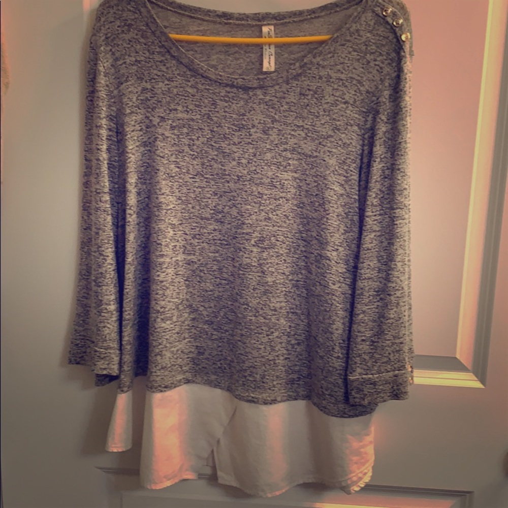 Stylish, layered tunic